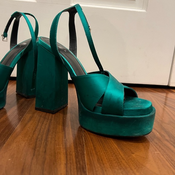 Cool Zara high heel shoes - Picture 3 of 4